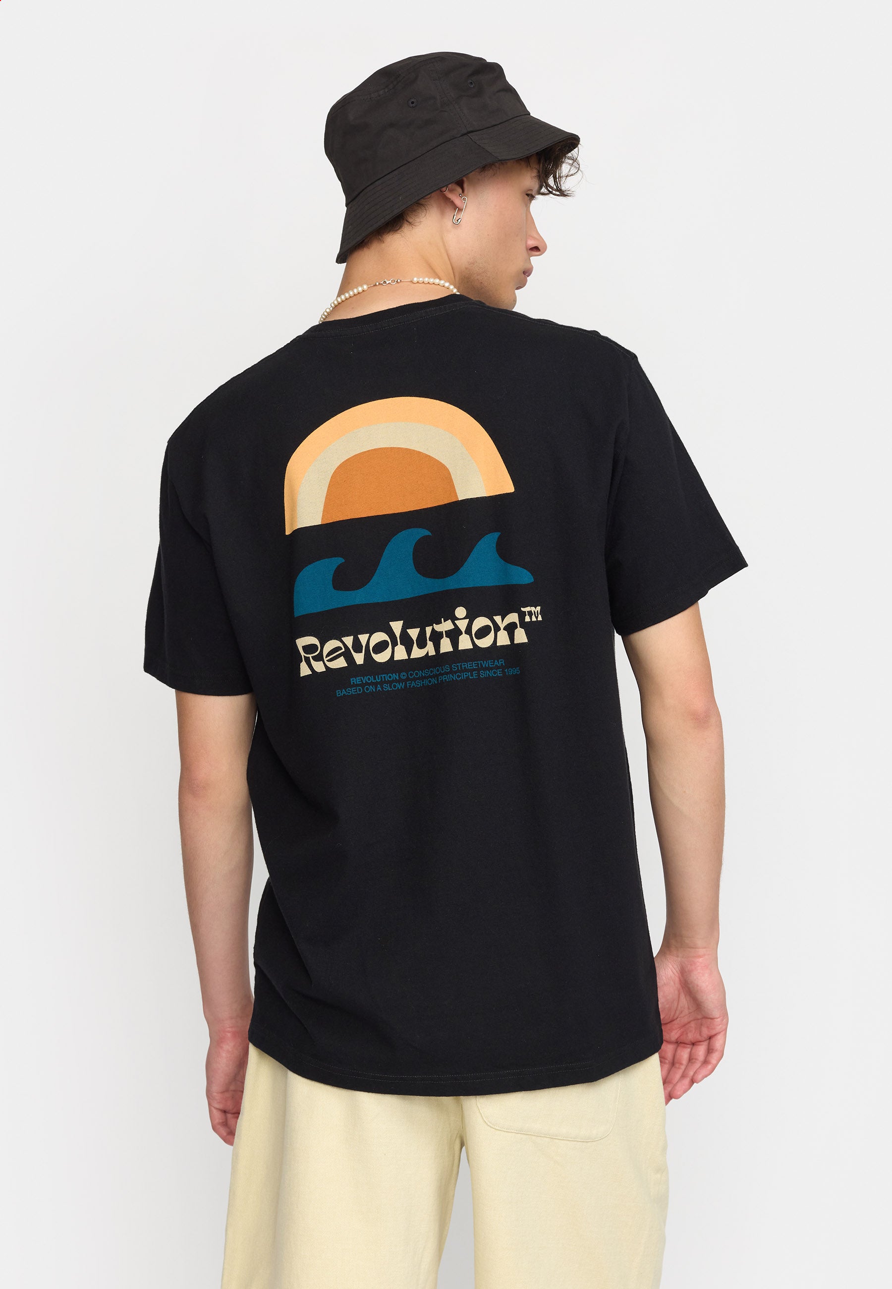 Revolution Printed T-shirt T-Shirts Black