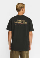 Revolution Printed T-shirt T-Shirts Black