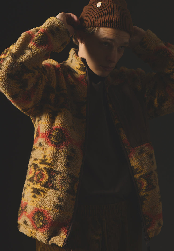 Printed Teddy Jacket / 7020 - Lightbrown – Revolution.eu