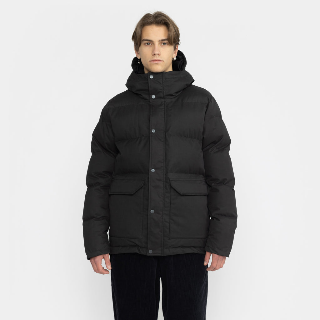 Revolution Puffer Jacket Winter Outerwear Black