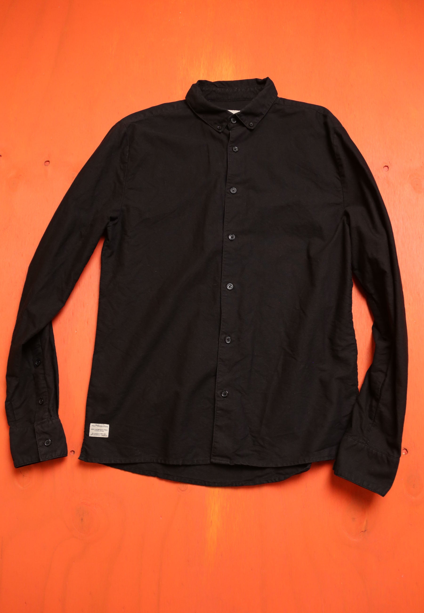 Revolution Shirt Vintaged Black