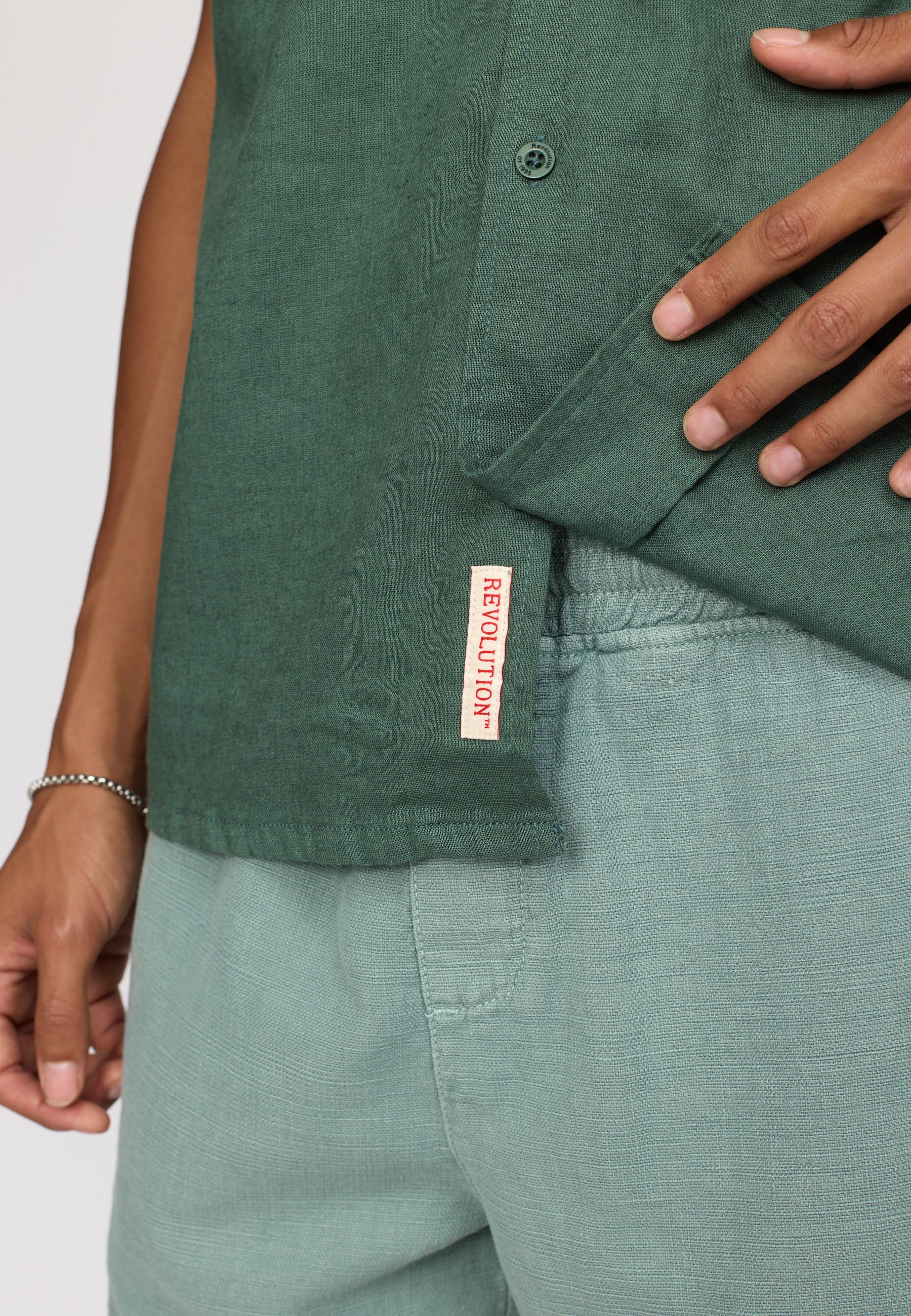 Revolution Short-sleeved Cuban Shirt Short-sleeve shirts Dustgreen