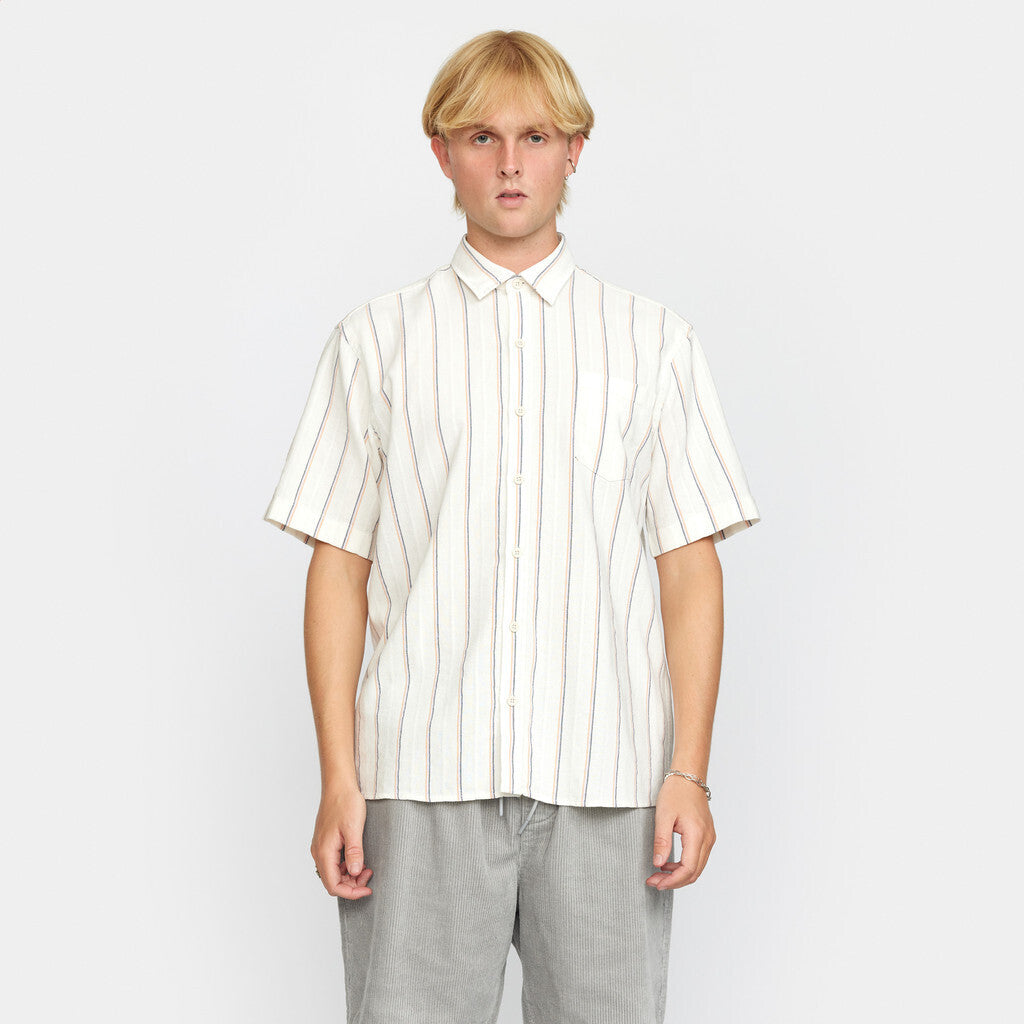 Revolution Short-sleeved Loose Shirt Short-sleeve shirts Offwhite