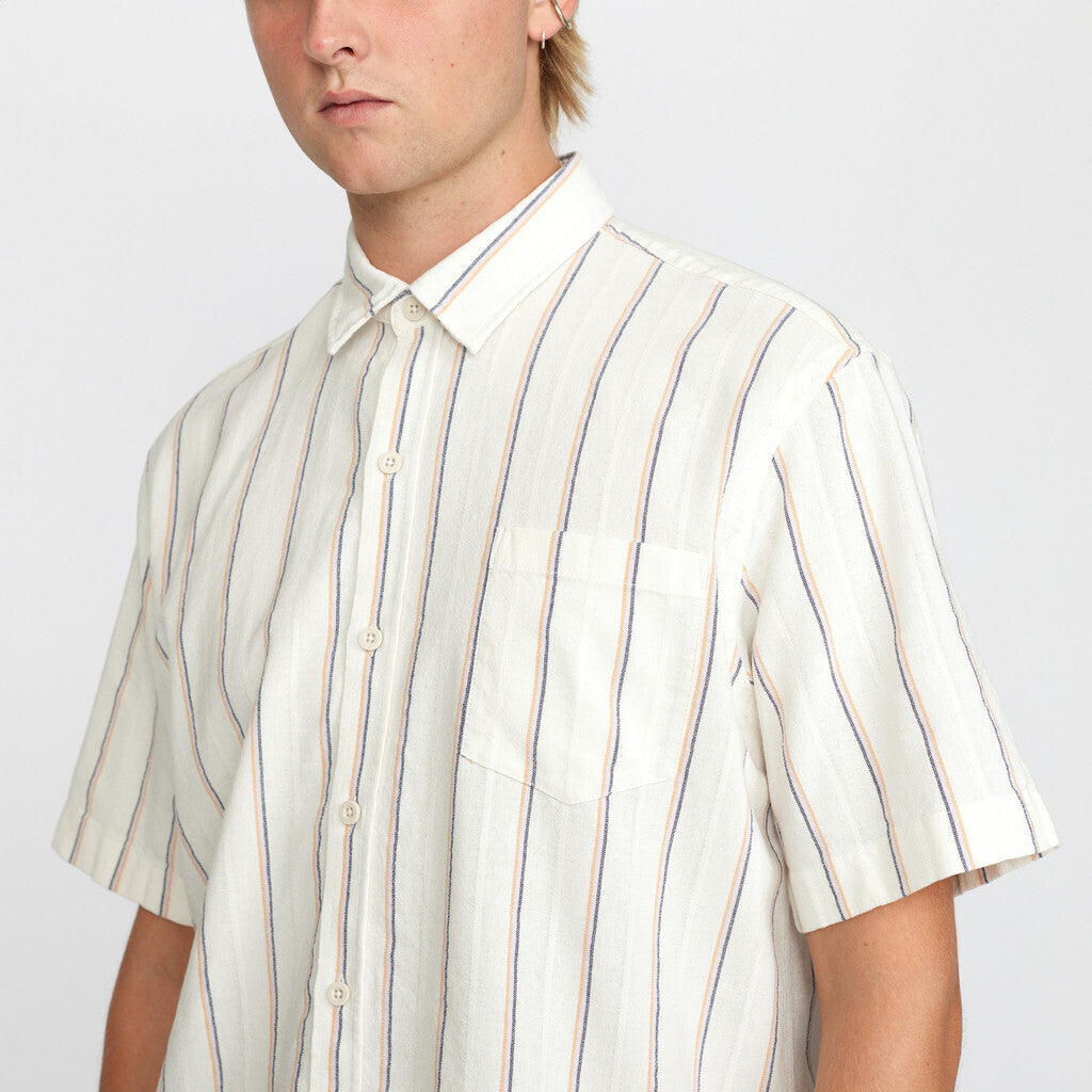 Revolution Short-sleeved Loose Shirt Short-sleeve shirts Offwhite