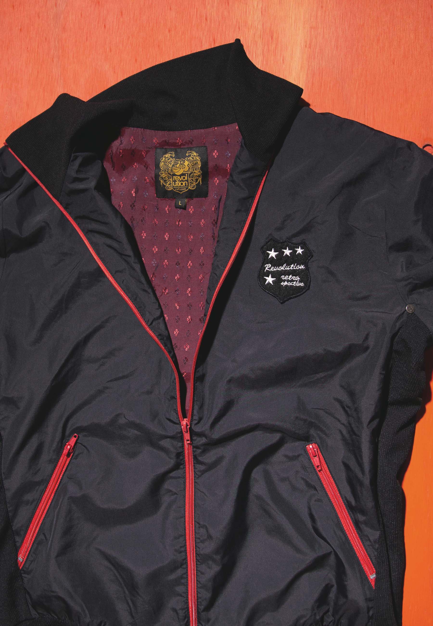Revolution Tech Jacket Vintaged Black