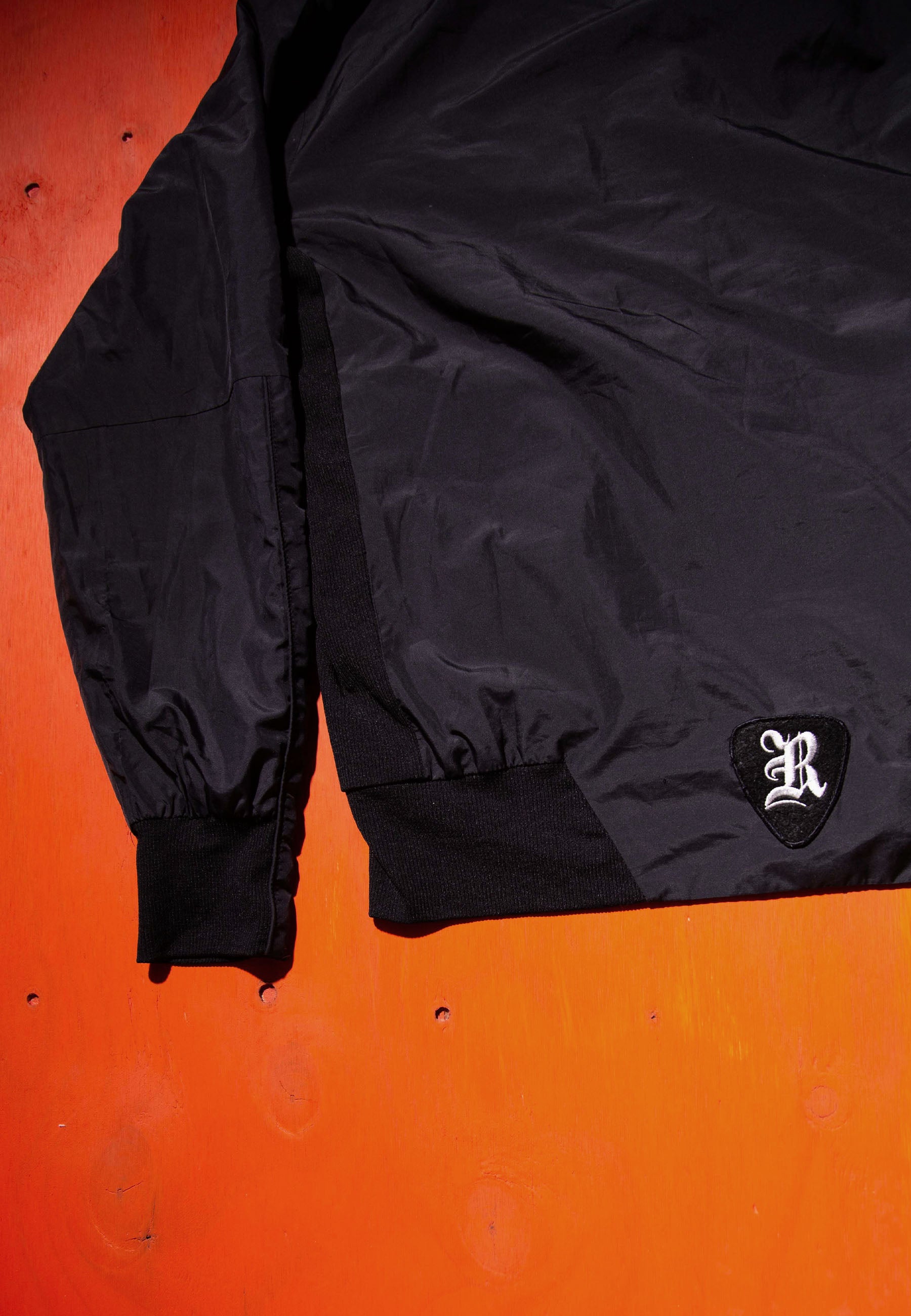 Revolution Tech Jacket Vintaged Black