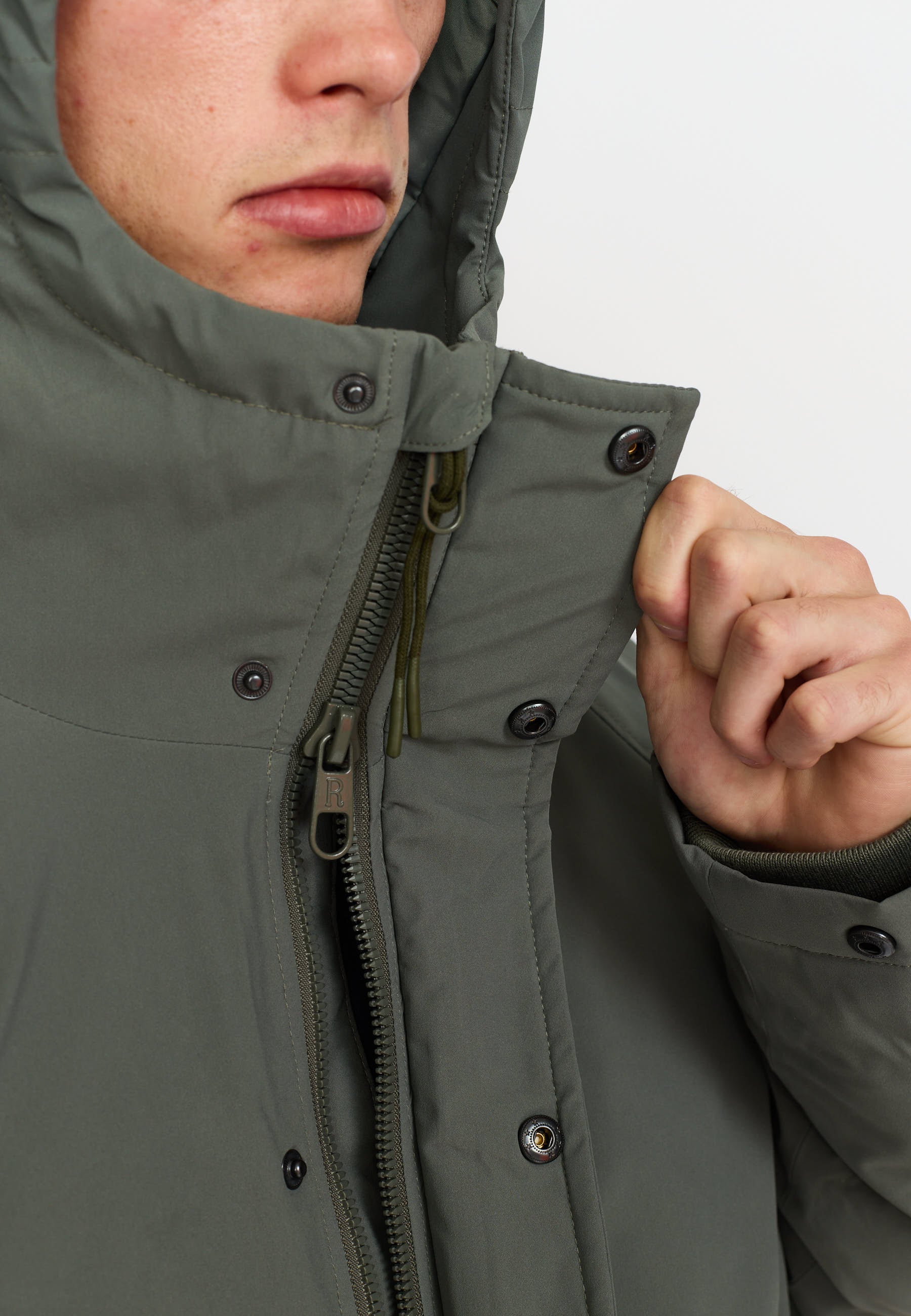 Tech Parka Mid / 7788 - Grey – Revolution.eu